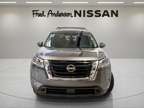 2022 Nissan Pathfinder SV 2WD