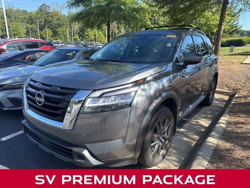 2022 Nissan Pathfinder SV 2WD