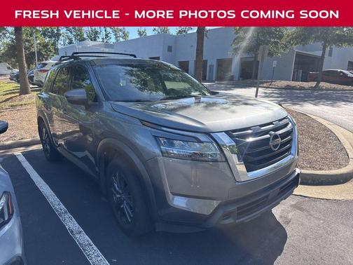 2022 Nissan Pathfinder SV 2WD