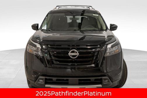 2025 Nissan Pathfinder Platinum 4WD