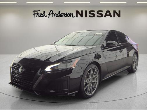 2024 Nissan Altima SR VC-Turbo FWD