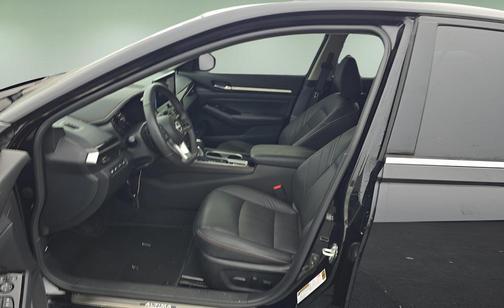 2024 Nissan Altima SR VC-Turbo FWD