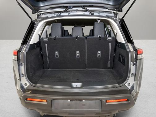 2025 Nissan Pathfinder S 4WD