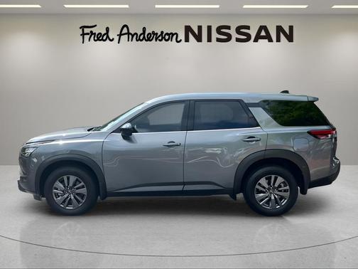 2025 Nissan Pathfinder S 4WD