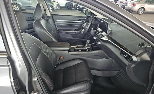 2023 Nissan Altima SR Intelligent AWD