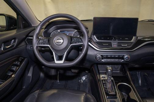 2023 Nissan Altima SR Intelligent AWD