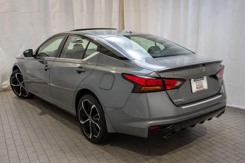 2023 Nissan Altima SR Intelligent AWD