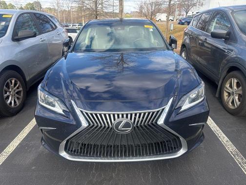 2021 Lexus ES 350 Base