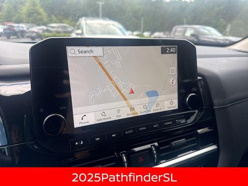 2025 Nissan Pathfinder SL 4WD
