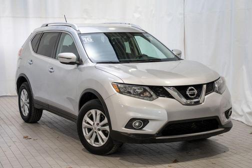 2016 Nissan Rogue SV