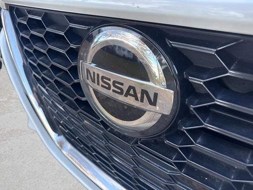 2022 Nissan Altima SR FWD