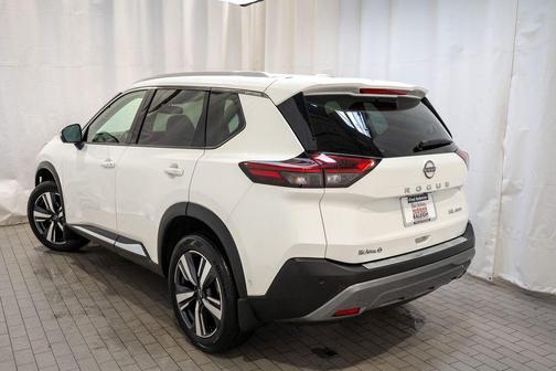 2022 Nissan Rogue SL