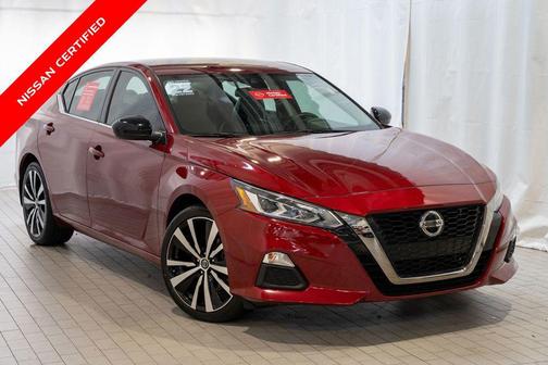2022 Nissan Altima SR FWD