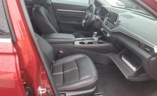 2024 Nissan Altima SR FWD