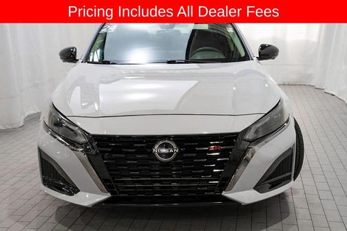 Gray Sky Pearl 2024 Nissan Altima SR VC-Turbo FWD