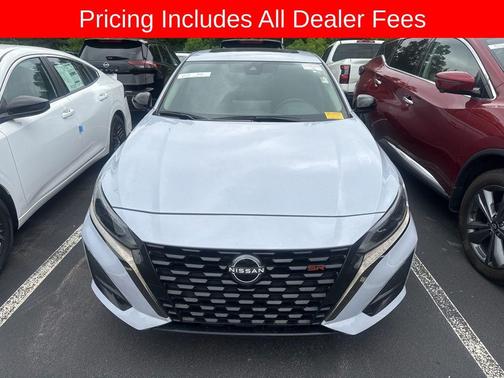 Gray Sky Pearl 2025 Nissan Altima SR FWD