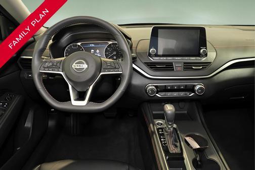 2022 Nissan Altima SR FWD