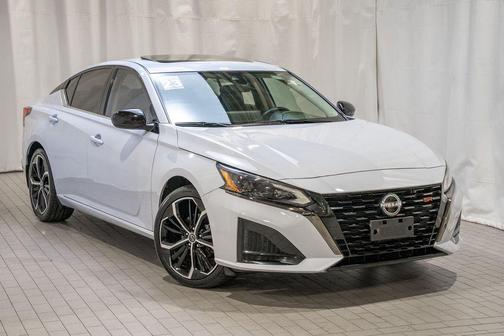 2023 Nissan Altima SR FWD