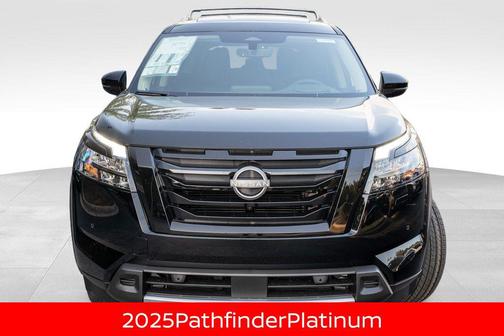 2025 Nissan Pathfinder Platinum 4WD