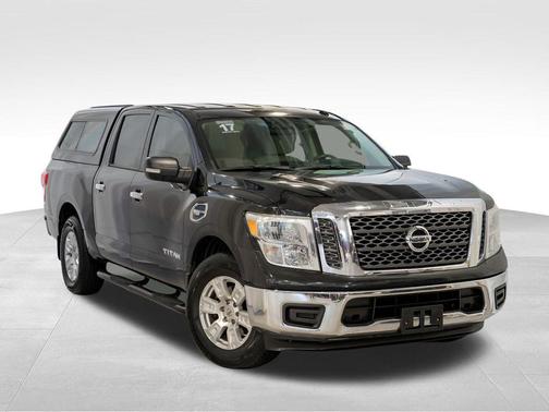 2017 Nissan Titan SV