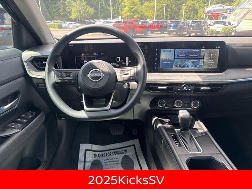 2025 Nissan Kicks SV