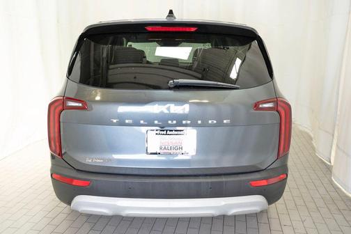 2022 Kia Telluride LX