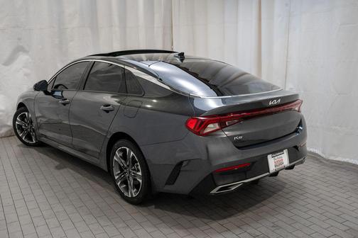 2022 Kia K5 EX