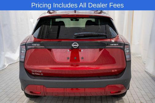 Scarlet Ember Tintcoat 2026 Nissan Kicks SR