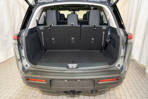 2025 Nissan Pathfinder SV FWD