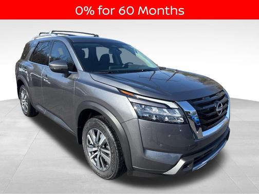 2025 Nissan Pathfinder SL 4WD