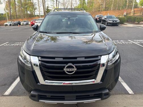 Super Black 2024 Nissan Pathfinder Platinum 4WD