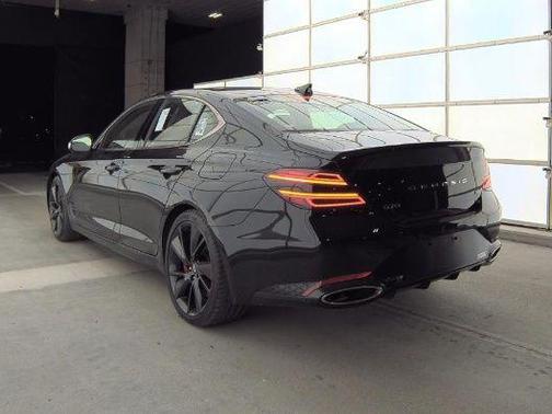 2023 Genesis G70 3.3T RWD