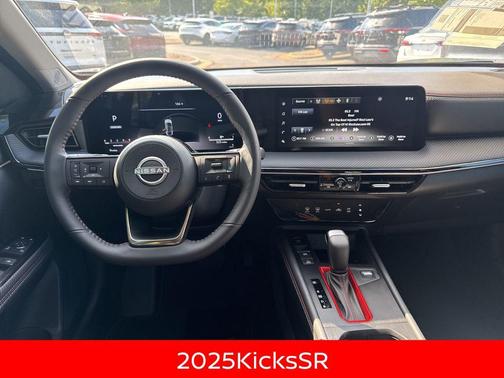 2025 Nissan Kicks SR