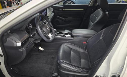 2023 Nissan Altima 2.5 SL