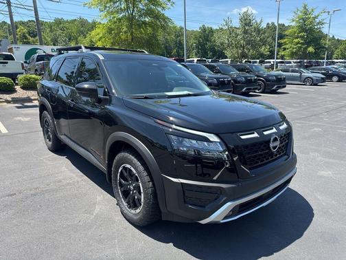 2025 Nissan Pathfinder Rock Creek 4WD