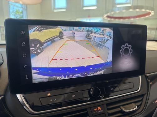 2025 Nissan Altima SR FWD