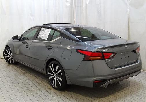 2020 Nissan Altima SR FWD