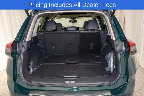 Obsidian Green 2026 Nissan Rogue Platinum