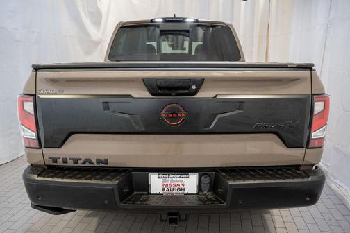 2023 Nissan Titan PRO-4X