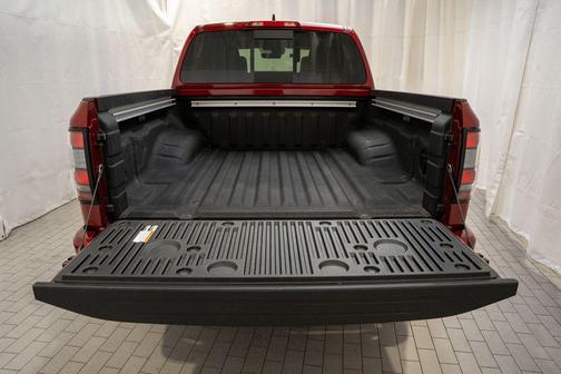 2023 Nissan Frontier PRO-X