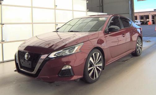 2022 Nissan Altima SR FWD