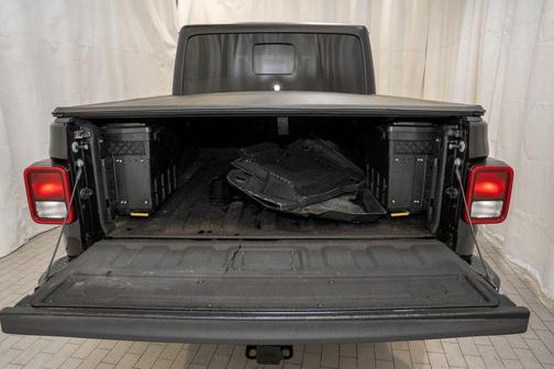 2023 Jeep Gladiator Willys 4x4