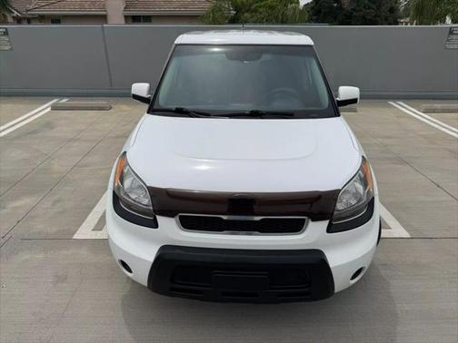 2010 Kia Soul +