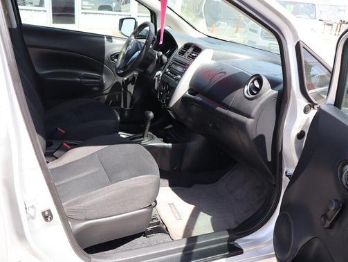 Super Black 2015 Nissan Versa Note S Plus