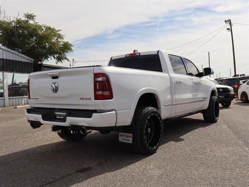 Ivory White Tri-Coat Pearlcoat 2020 RAM 1500 Limited