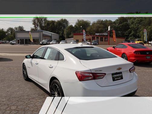 2021 Chevrolet Malibu FWD LT