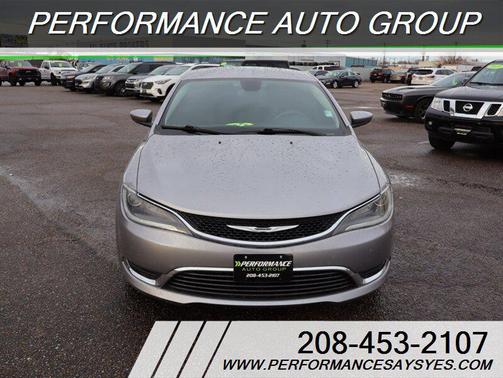 2015 Chrysler 200 Limited