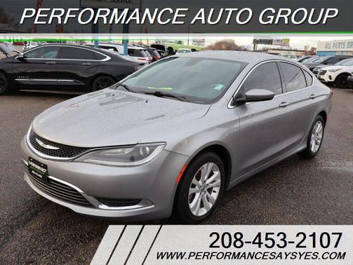2015 Chrysler 200 Limited