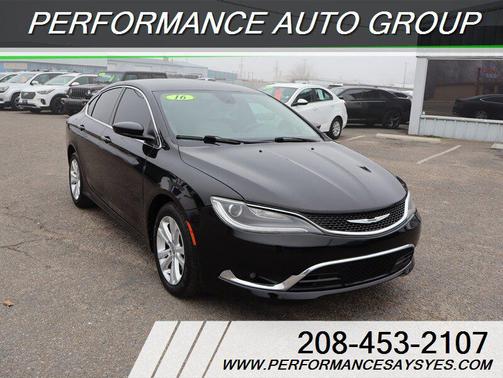 2016 Chrysler 200 Limited