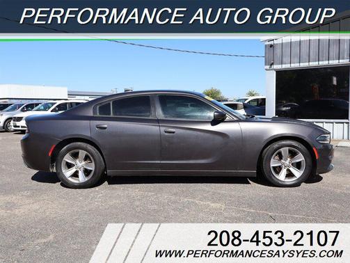 2016 Dodge Charger SXT